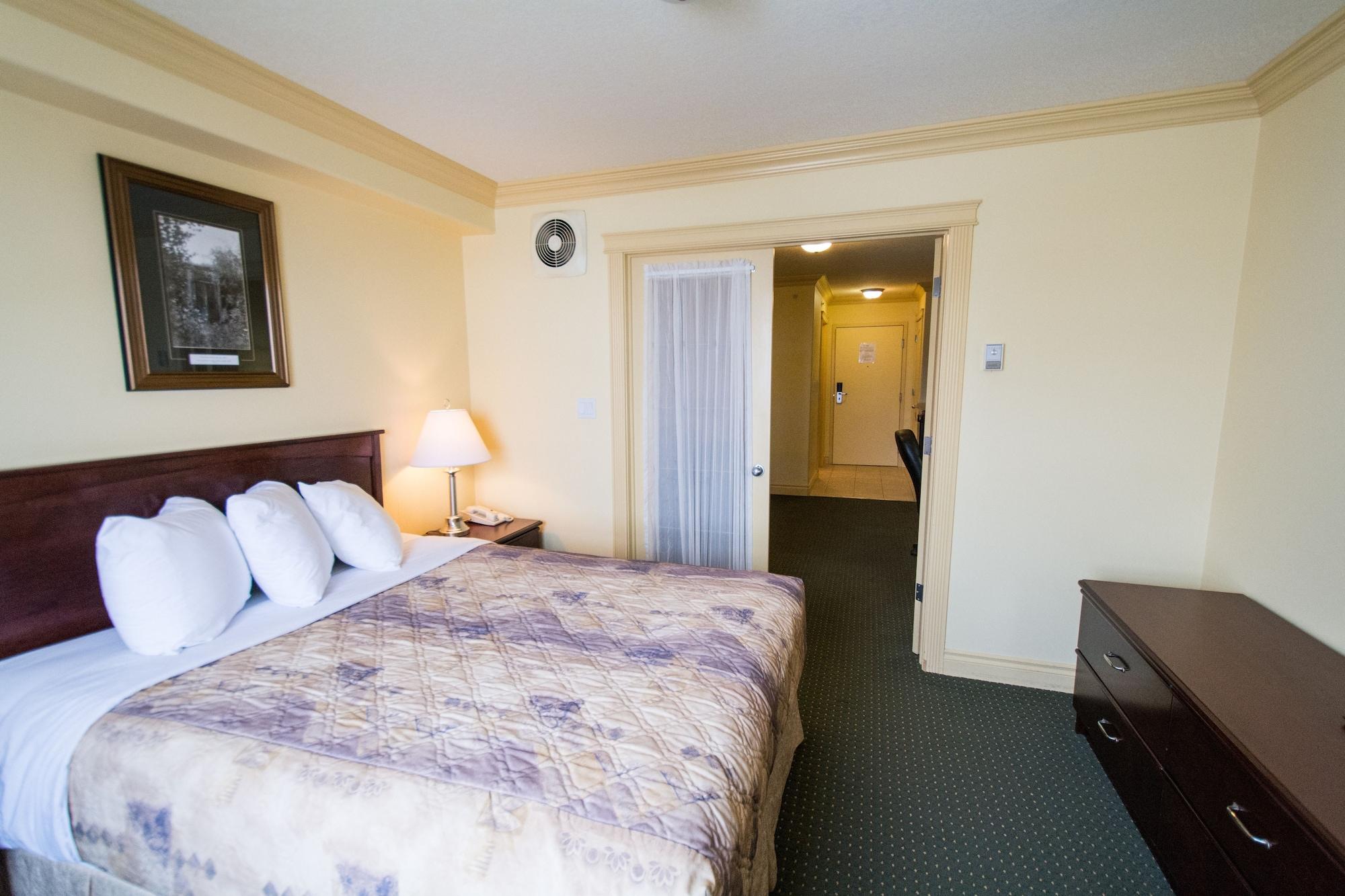 Nova Inn Peace River Экстерьер фото